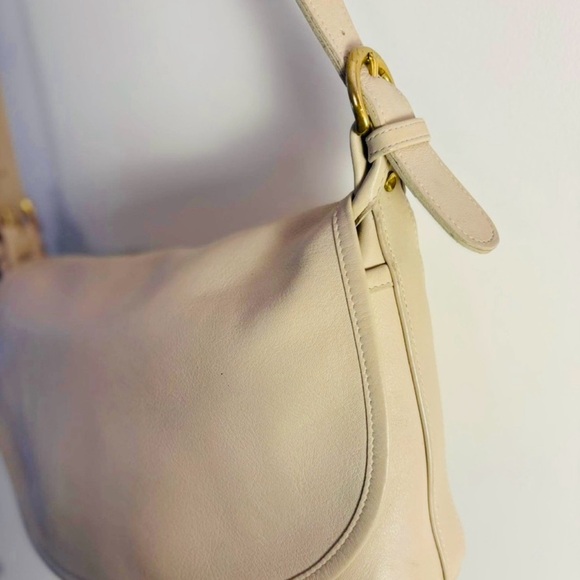 Coach Vintage Fletcher Ivory Leather Crossbody - Picture 7 of 14